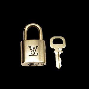 Authentic Louis Vuitton Gold Brash 1 Lock and 1 Key 08-272025
